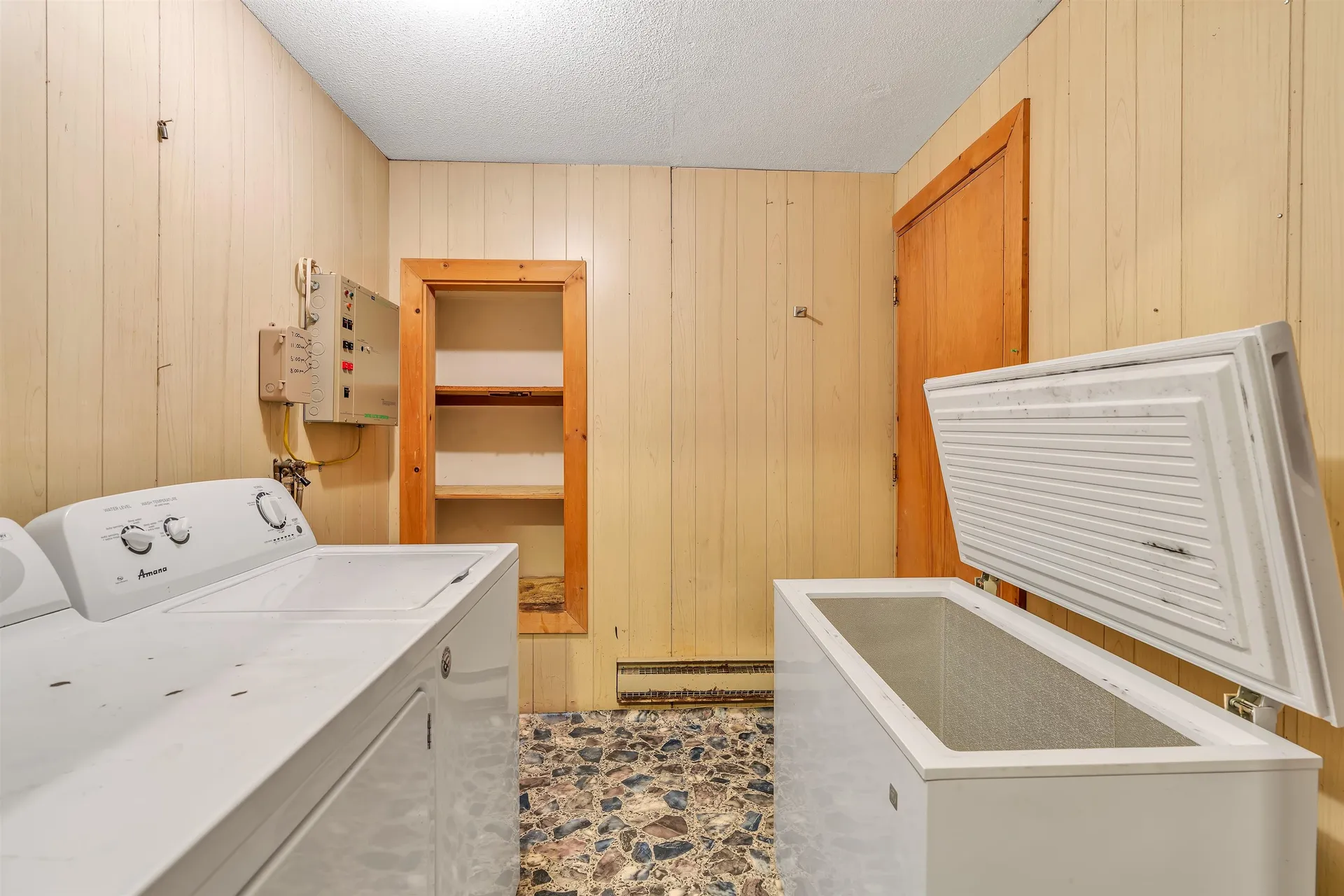 129 Winsor Drive Hartford VT 05001