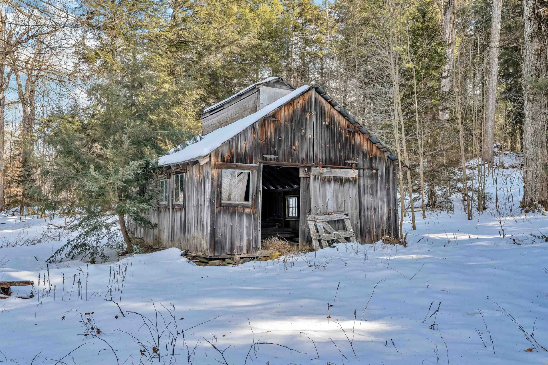 932 North Road Barnard VT 05031-0133
