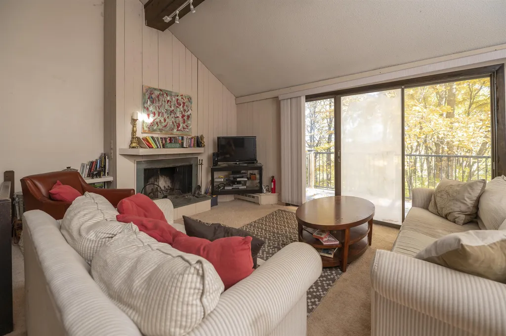 1771 Baker Turn Road Hartford VT 05059