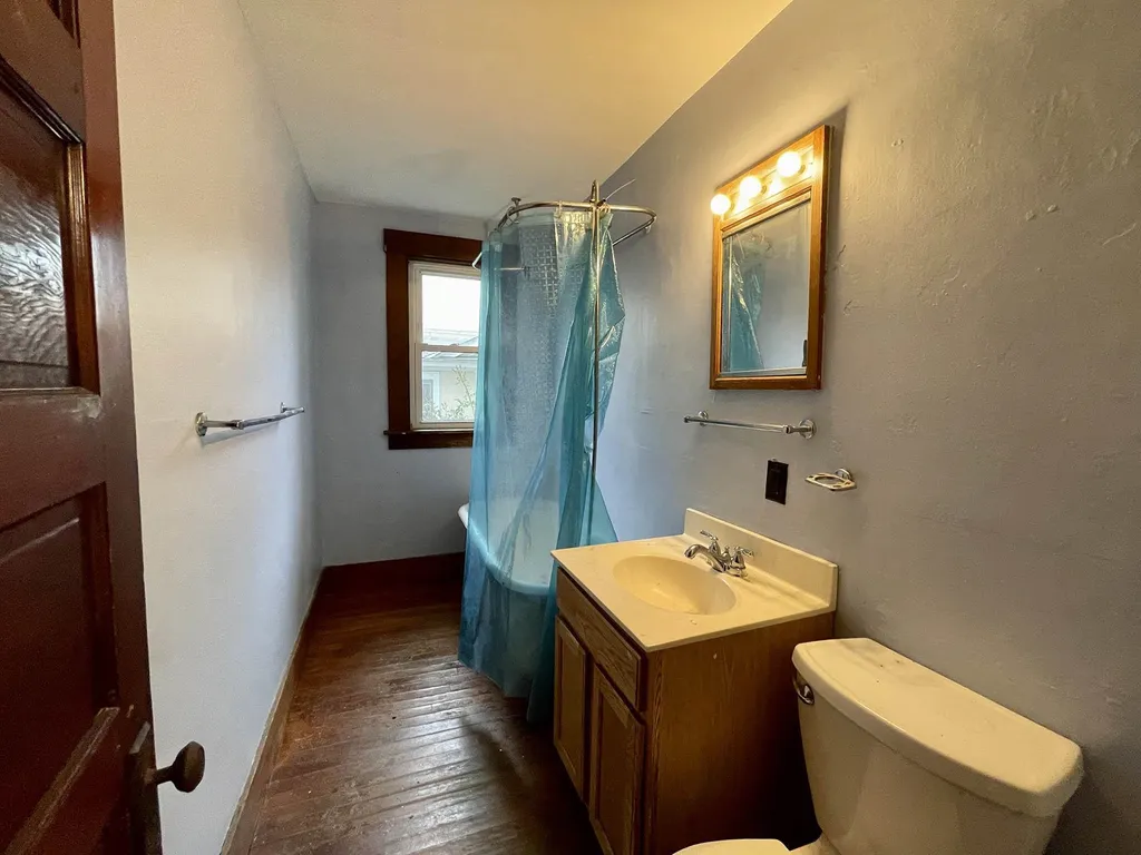 28 Blakeslee Street Brattleboro VT 05301