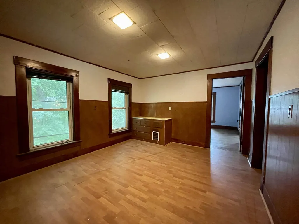 28 Blakeslee Street Brattleboro VT 05301