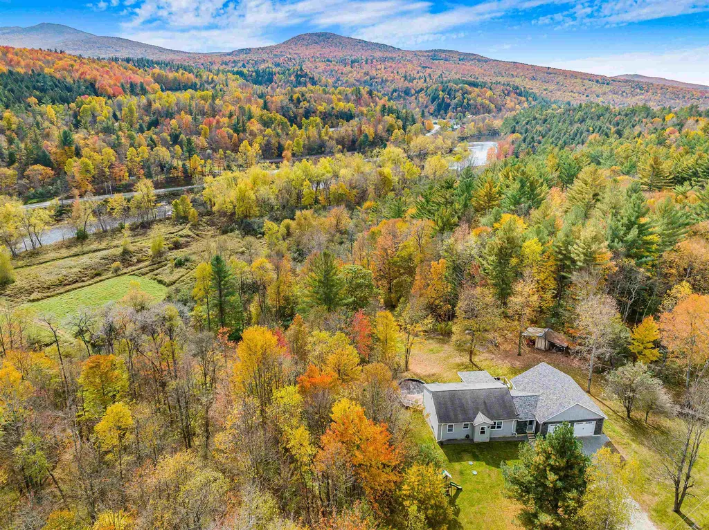 2250 Corliss Road Richford VT 05476