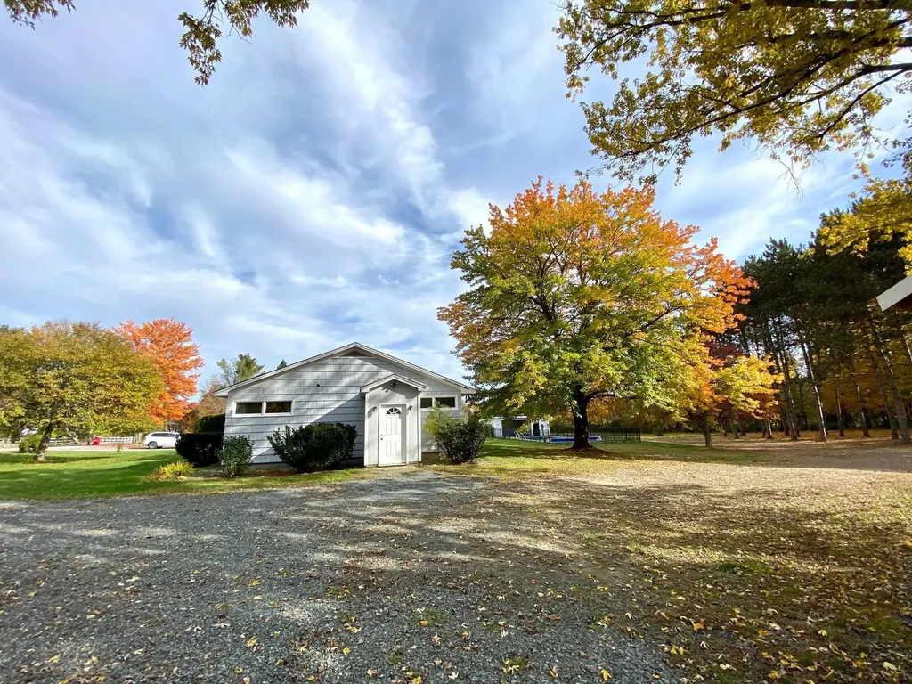 102 Jericho Street Hartford VT 05001