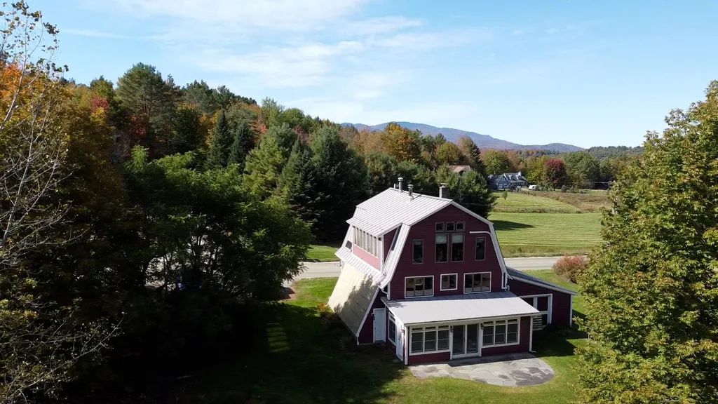 744 Silver Ridge Road Hyde Park VT 05655