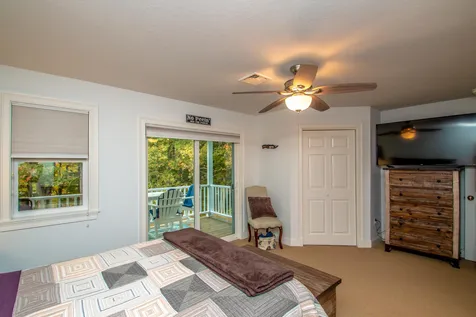 196 East Main Street Conway NH 03818