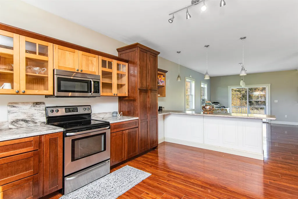 24 Lukes Place Road Fairfax VT 05454