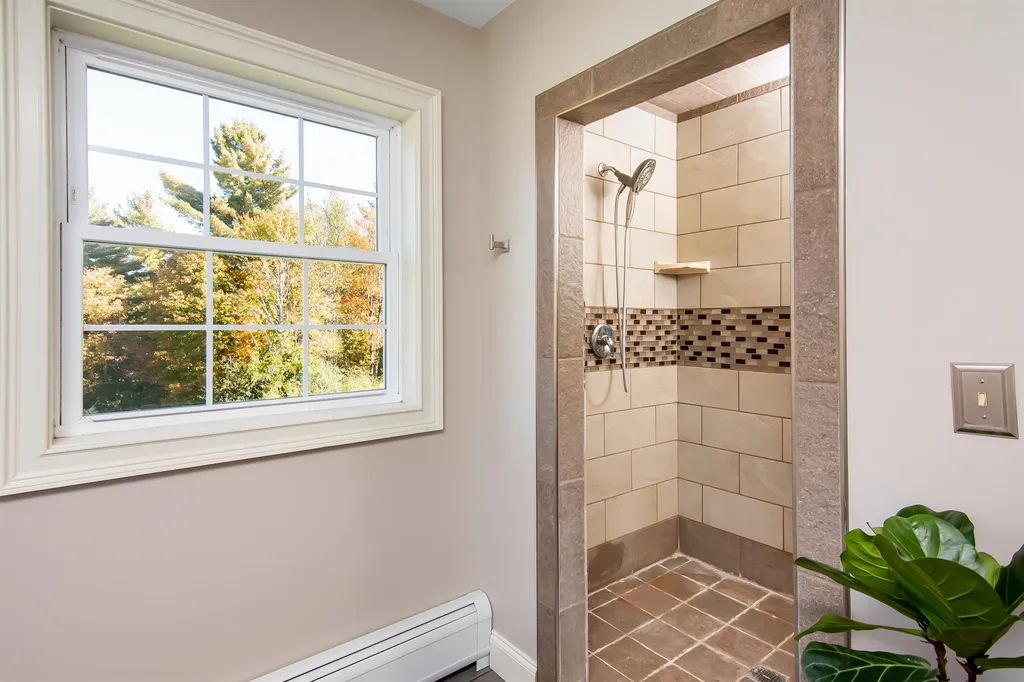 24 Lukes Place Road Fairfax VT 05454