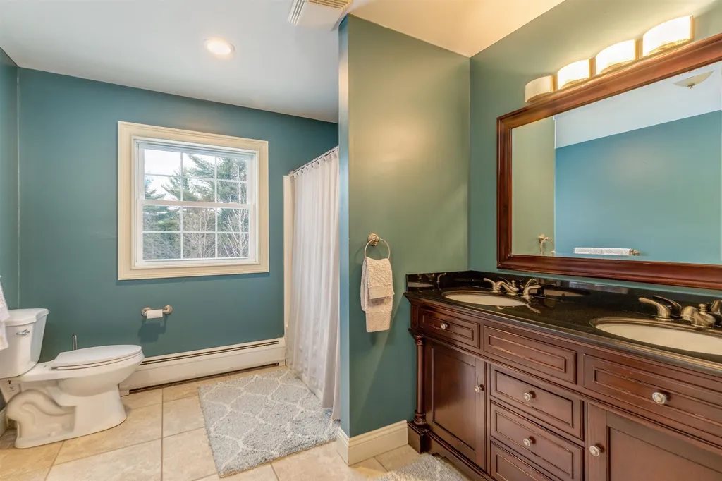 24 Lukes Place Road Fairfax VT 05454