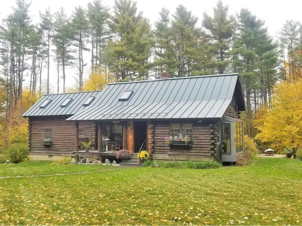 75 Hemlock Drive Bristol VT 05443