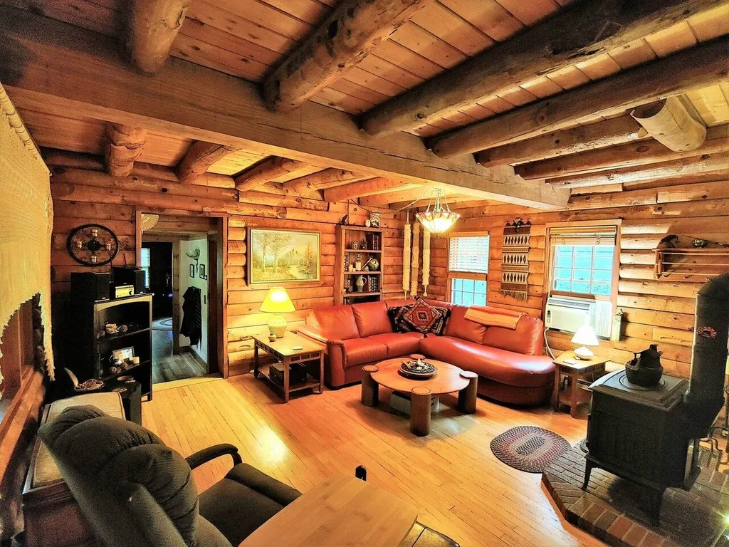 75 Hemlock Drive Bristol VT 05443