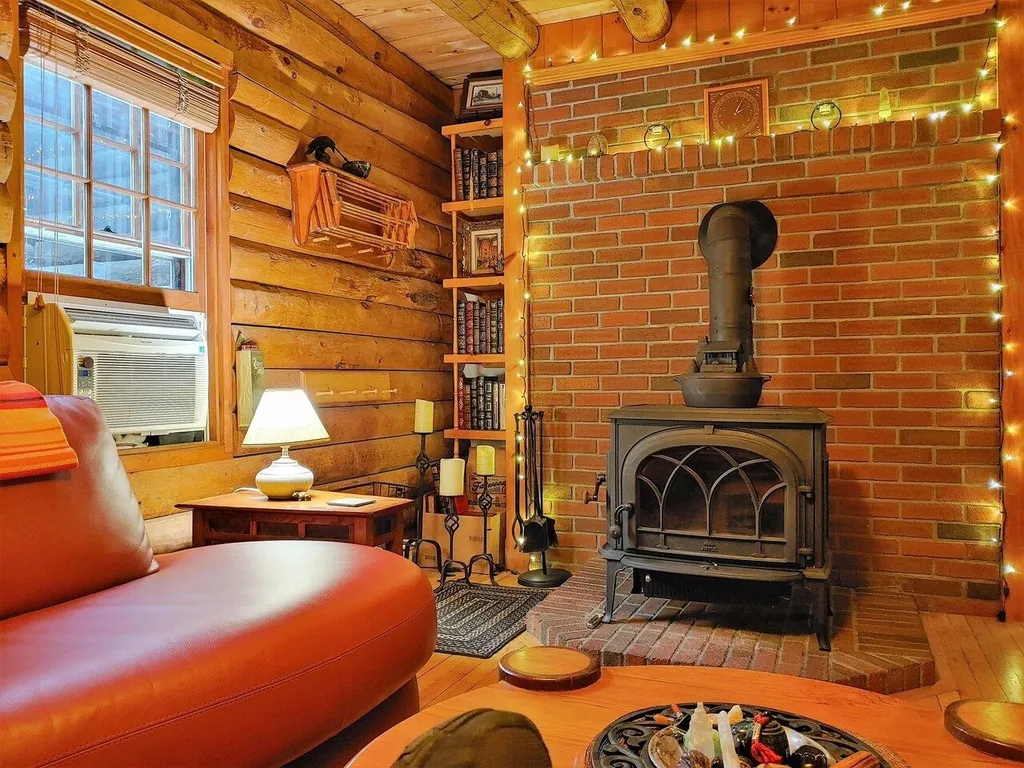 75 Hemlock Drive Bristol VT 05443