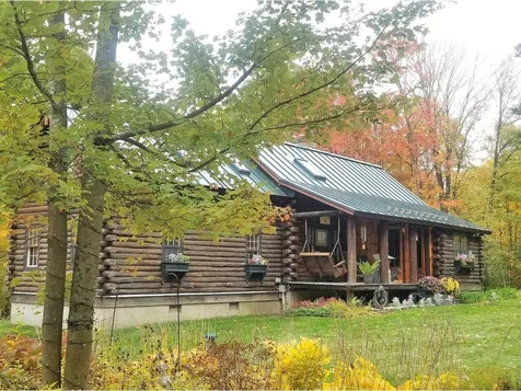 75 Hemlock Drive Bristol VT 05443