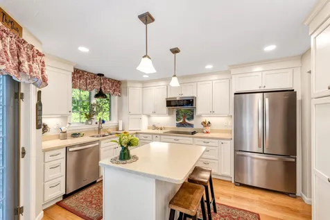 3 Wildwood Road Laconia NH 03246