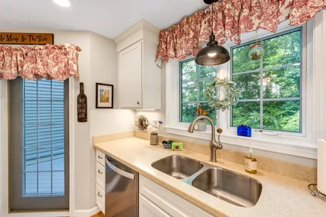 3 Wildwood Road Laconia NH 03246