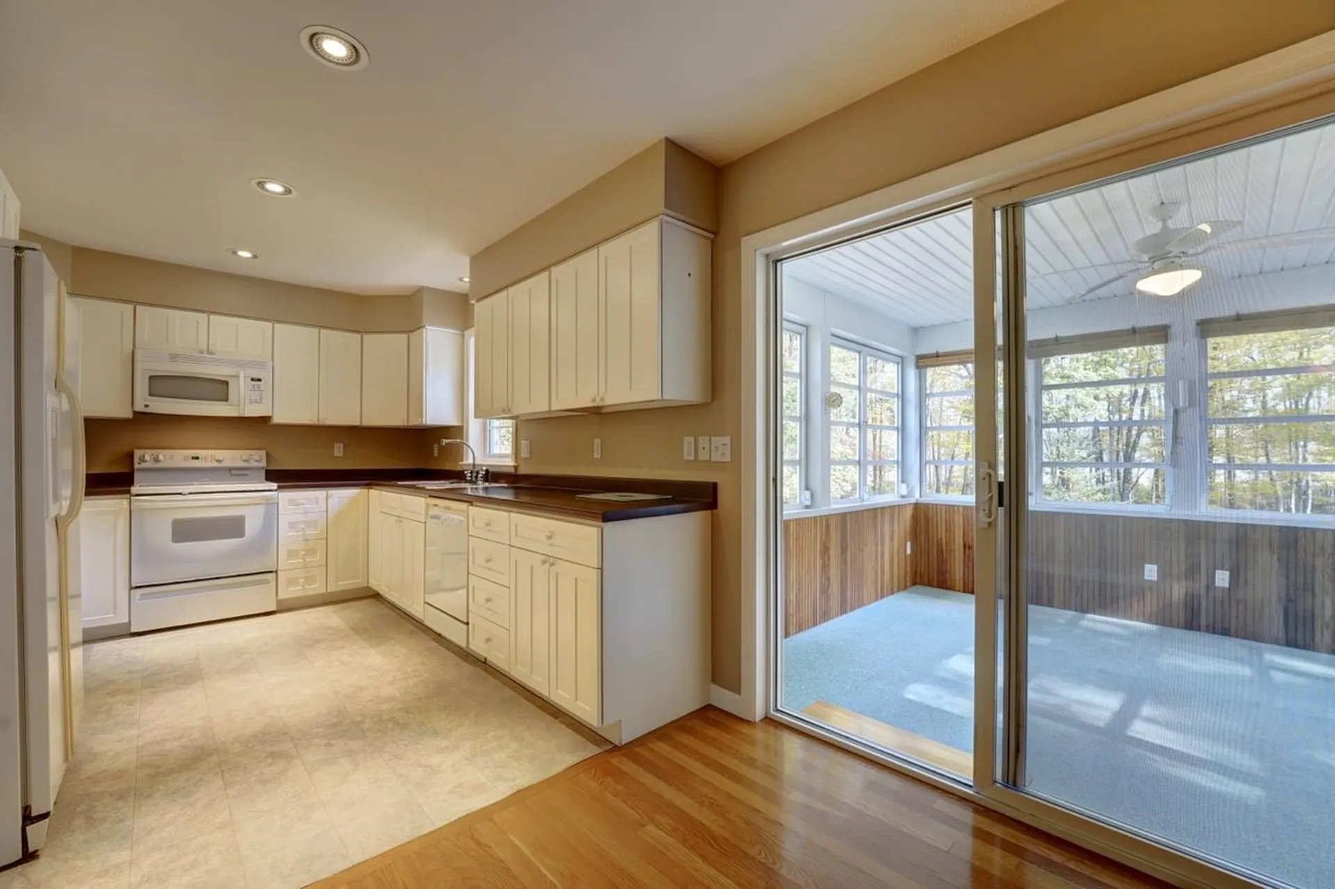 47 Pinewood Drive Somersworth NH 03878