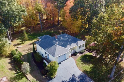 47 Pinewood Drive Somersworth NH 03878