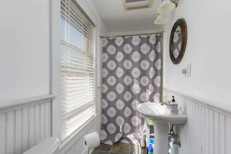 107 Fairfield Street St. Albans City VT 05478-1717
