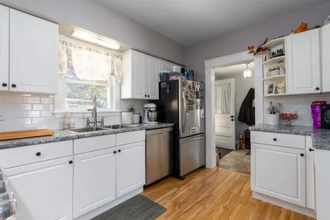 107 Fairfield Street St. Albans City VT 05478-1717