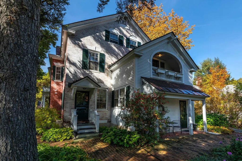 39c Elm Street Woodstock VT 05091