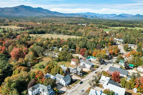 48 Washington Street Conway NH 03818