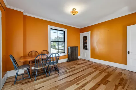 48 Washington Street Conway NH 03818