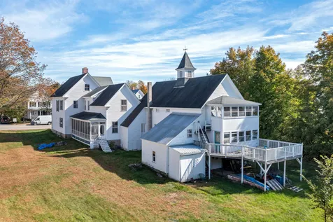 48 Washington Street Conway NH 03818