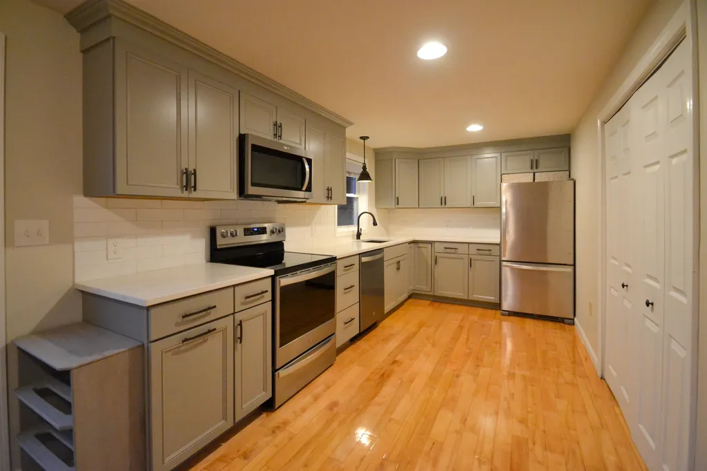 12 Sanderson Road Greenland NH 03840