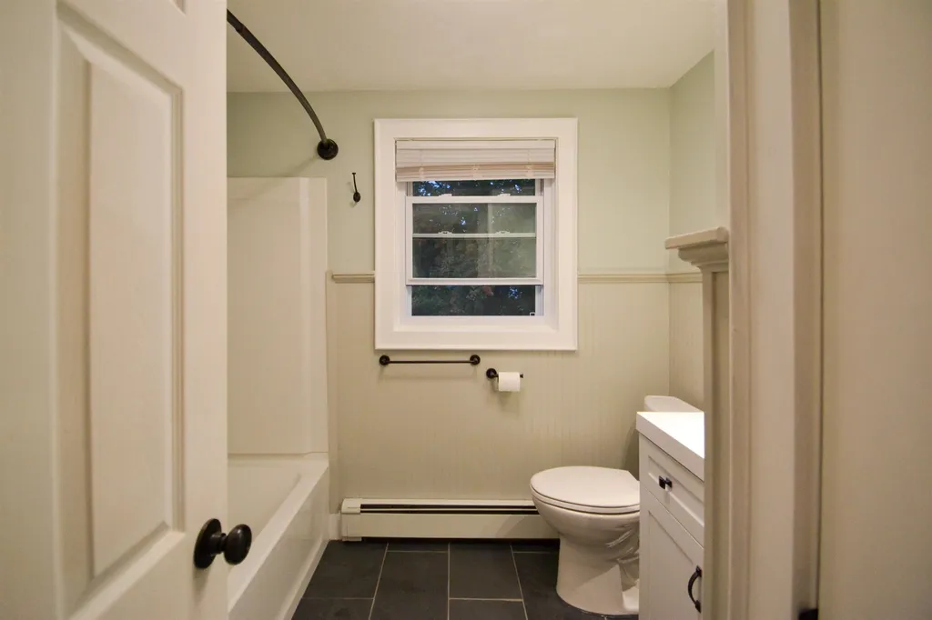 12 Sanderson Road Greenland NH 03840