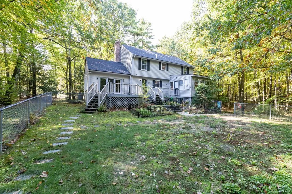 251 Baboosic Lake Road Merrimack NH 03054