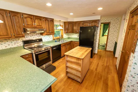 251 Baboosic Lake Road Merrimack NH 03054