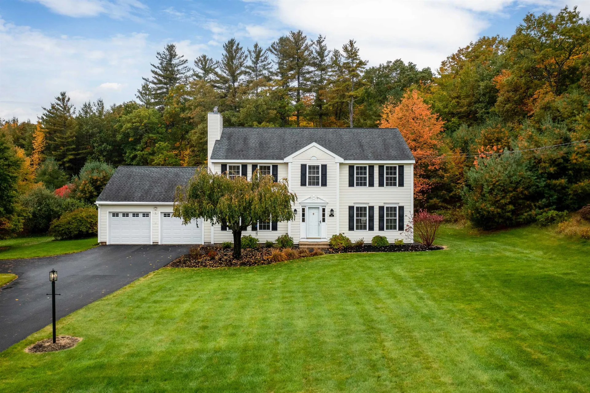 38 Laurel Crest Drive Brookline NH 03033