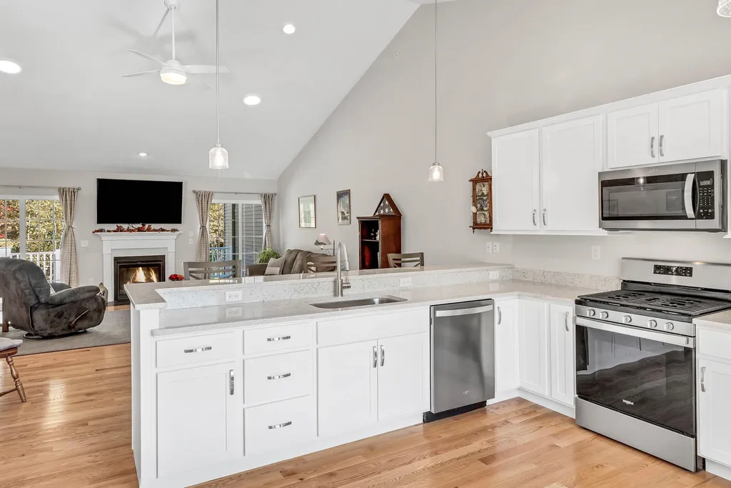 5 Remington Drive Hampstead NH 03826