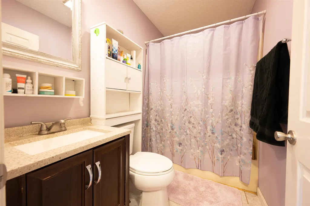 66 Preston Street Hillsborough NH 03244