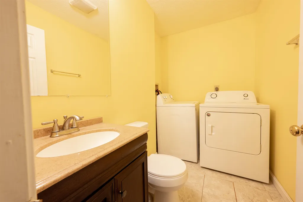 66 Preston Street Hillsborough NH 03244