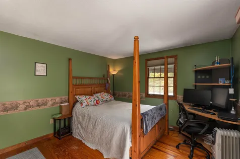 31 Elm Street Effingham NH 03882