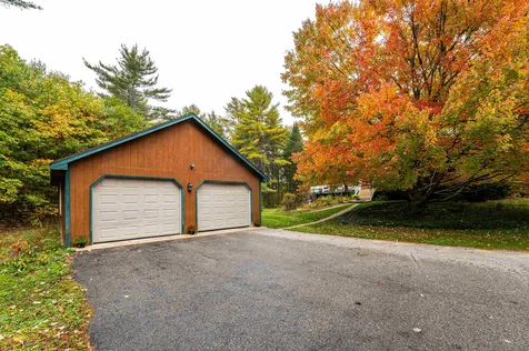 31 Elm Street Effingham NH 03882