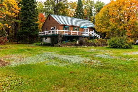 31 Elm Street Effingham NH 03882