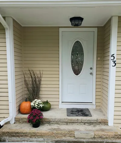 53 Dublin Avenue Nashua NH 03063