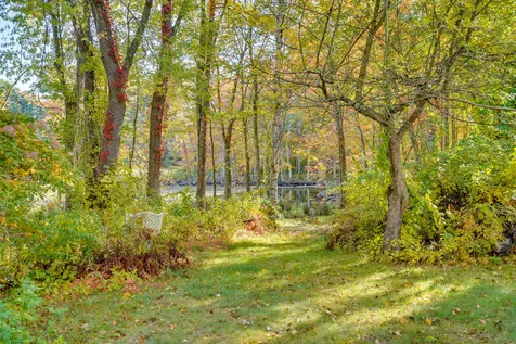 110 Bush Hill Road Pelham NH 03076