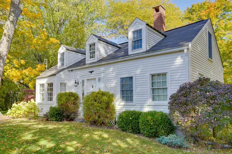 110 Bush Hill Road Pelham NH 03076