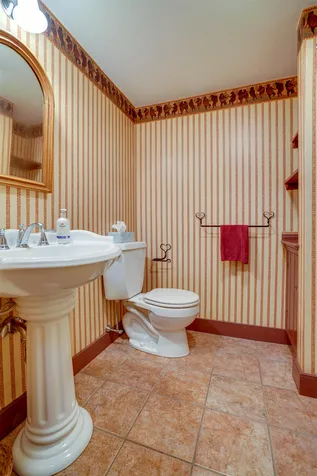 110 Bush Hill Road Pelham NH 03076