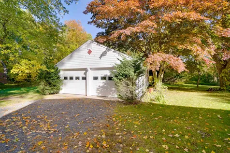 110 Bush Hill Road Pelham NH 03076