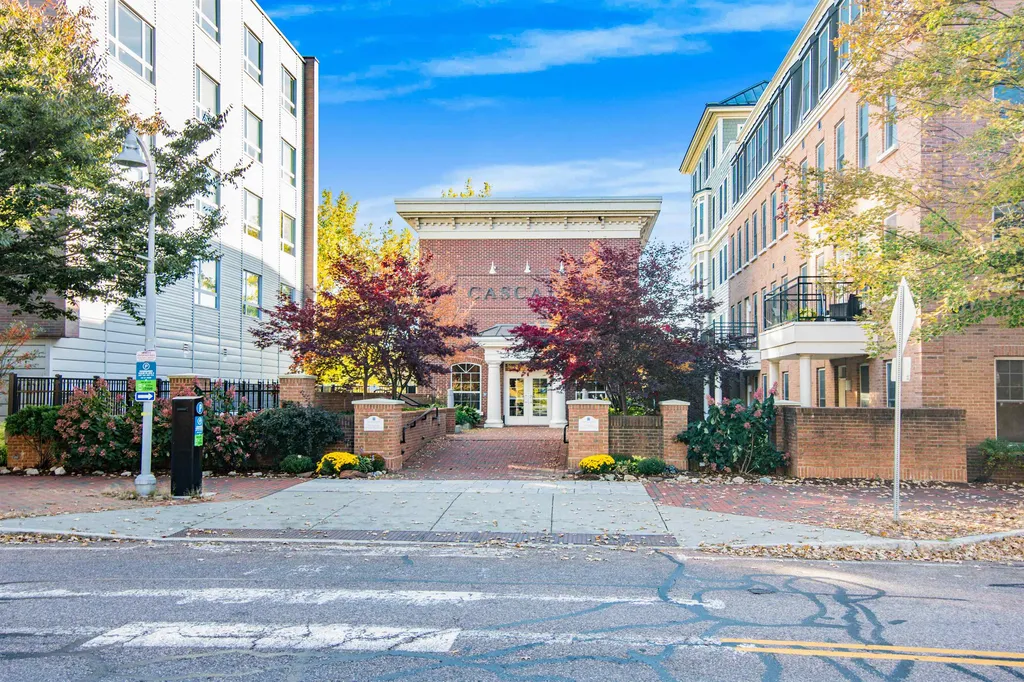 60 Winooski Falls Way Winooski VT 05404