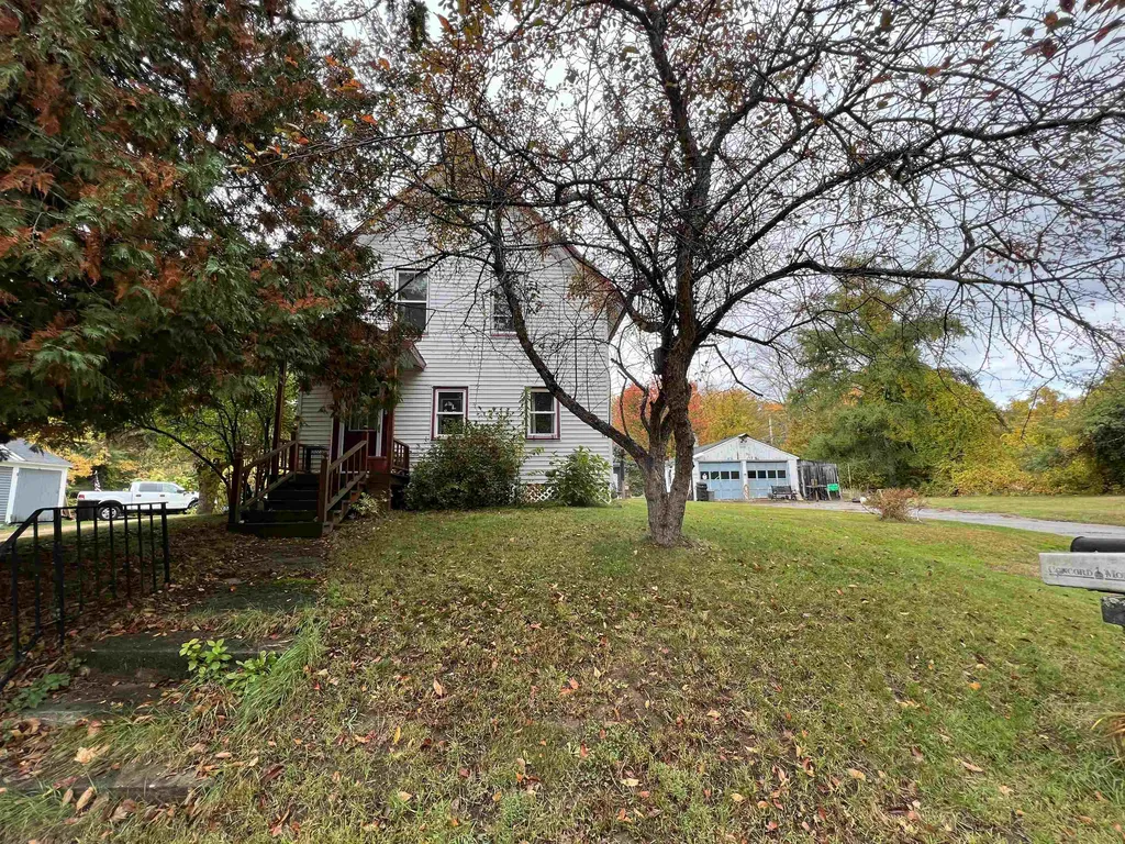 28 Sweatt Street Boscawen NH 03303