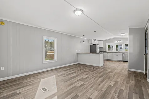 7 Lynn Lane Rochester NH 03867