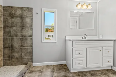 7 Lynn Lane Rochester NH 03867