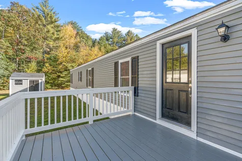7 Lynn Lane Rochester NH 03867