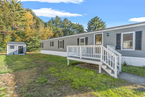 7 Lynn Lane Rochester NH 03867