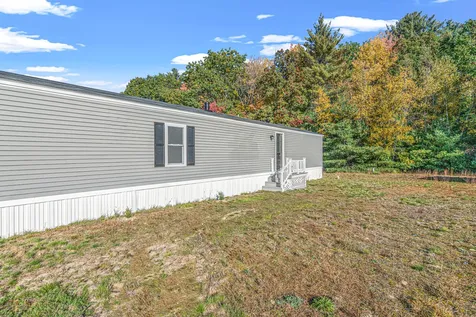 7 Lynn Lane Rochester NH 03867