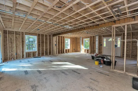 272 Putnam Hill Road Lyndeborough NH 03082